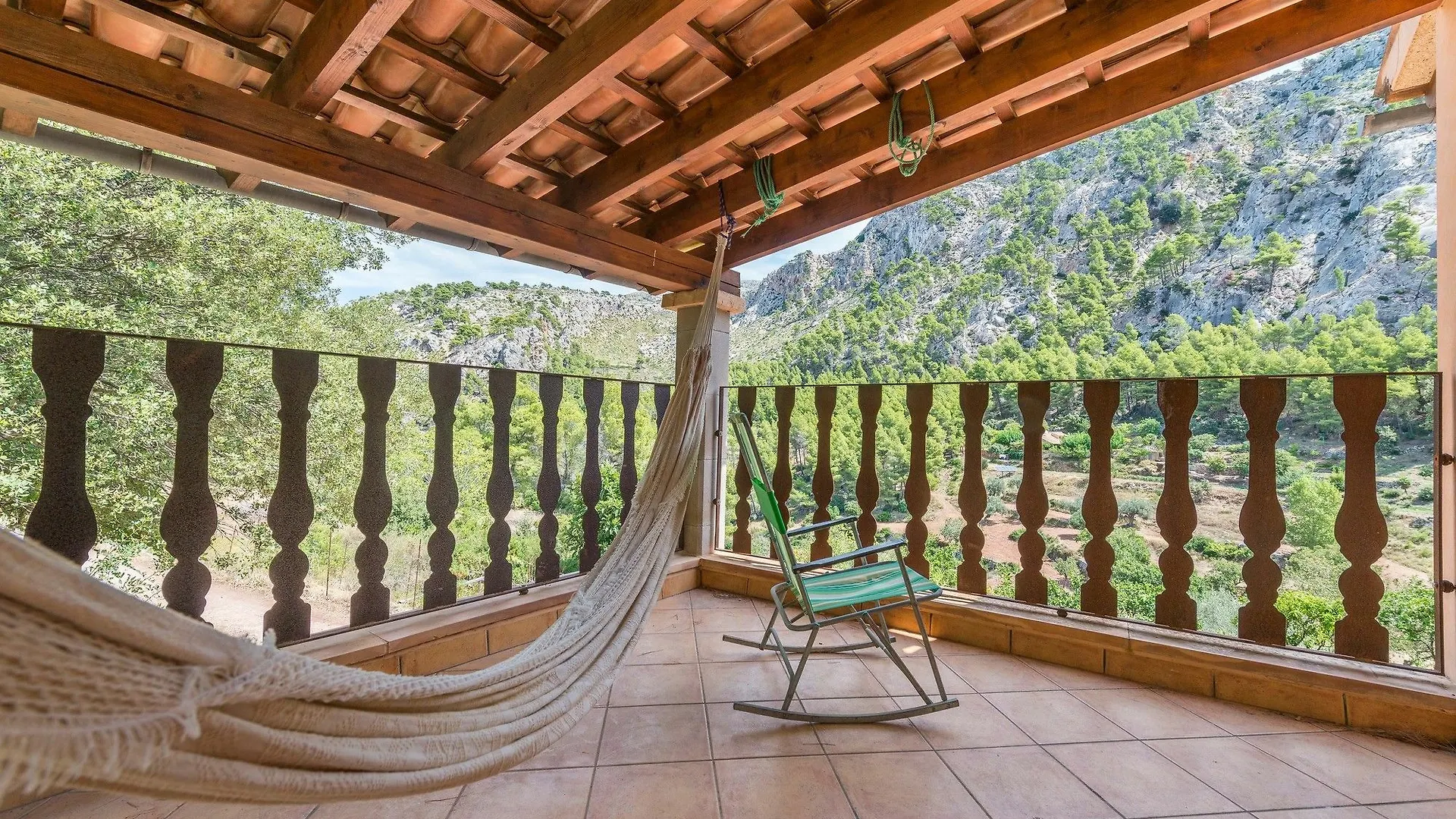 Domek alpejski Can Micolaba Sant Elm Hiszpania